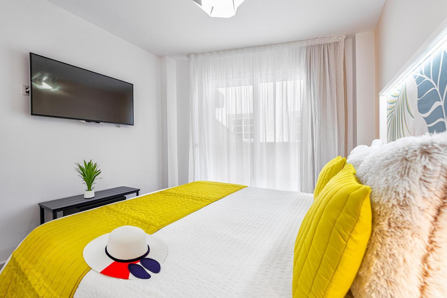Sol Mogan Suites - Adults Only Пуэрто-де-Моган Номер фото